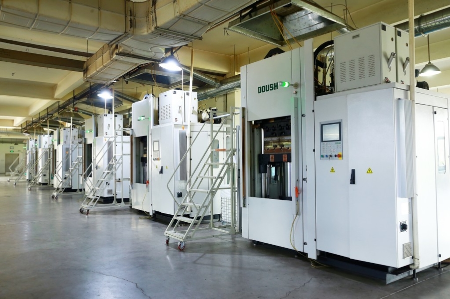 Jiangsu Kunyuan Rubber & Plastic Technology Co.,Ltd dây chuyền sản xuất của nhà sản xuất